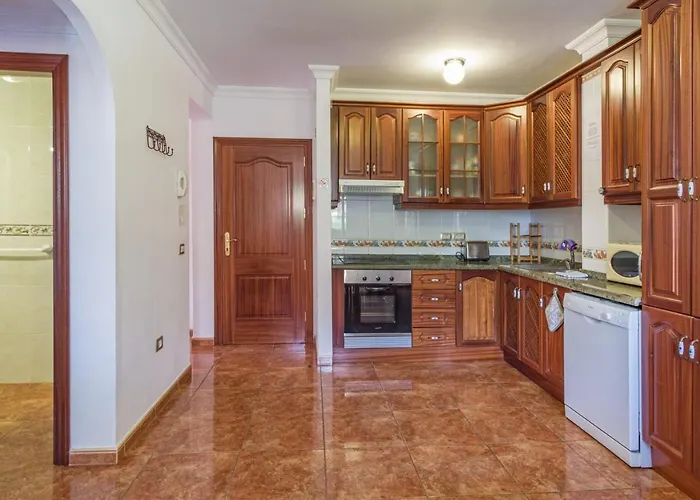 Agora - Spacious 2 Bedrooms- 2 Bathrooms Apartment Puerto de la Cruz (Tenerife)